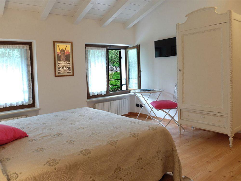 Garda & Golf Bed & Breakfast Caprino Veronese Ngoại thất bức ảnh